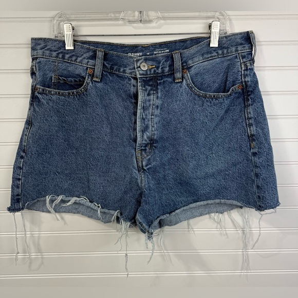 Old Navy women’s Higher High Rise Sky Hi A-line denim cutoff shorts. Size 14 - Picture 1 of 6